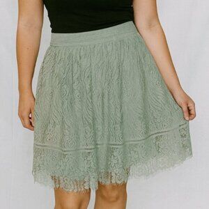 Xhilaration NWT Women's Size Small Green Eyelet Lace High Rise A-line Skirt